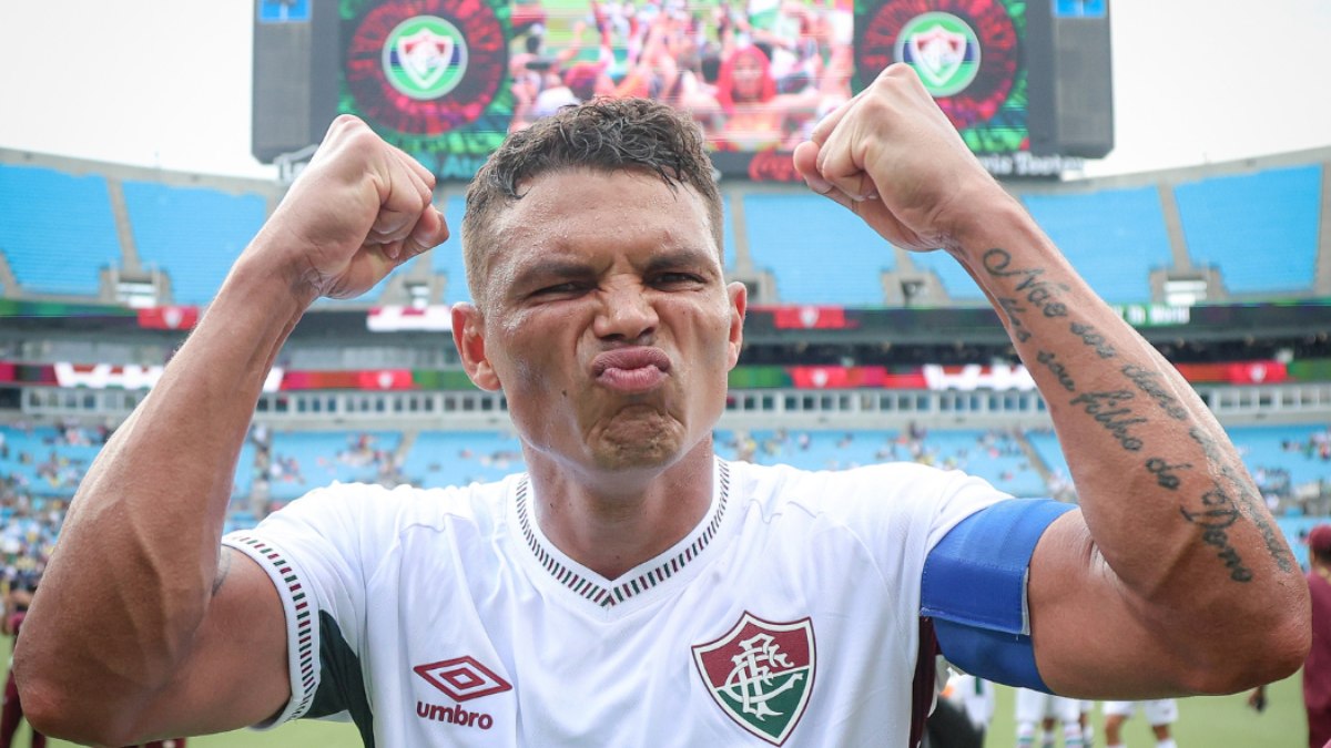 Thiago Silva comemora vitória sobre a Inter de Milão no Mundial de Clubes Thiago Silva comemora vitória sobre a Inter de Milão no Mundial de Clubes
