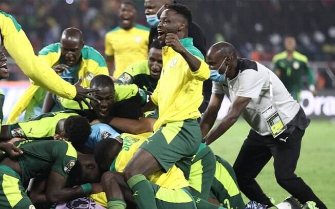 Senegal tem quatro representantes na Seleção ideal da Copa Africana de  Nações; Mané é o craque do torneio, Esporte