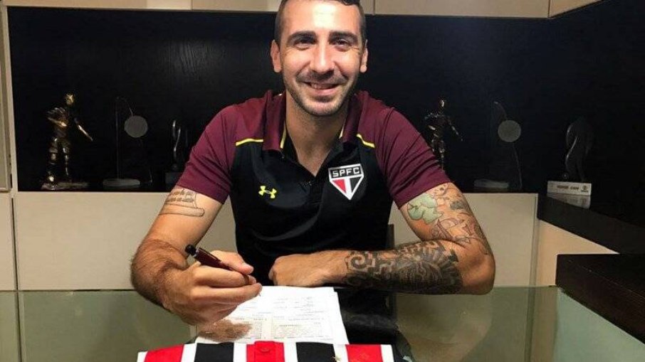 Lucas Pratto se tornou artilheiro no São Paulo Lucas Pratto se tornou artilheiro no São Paulo
