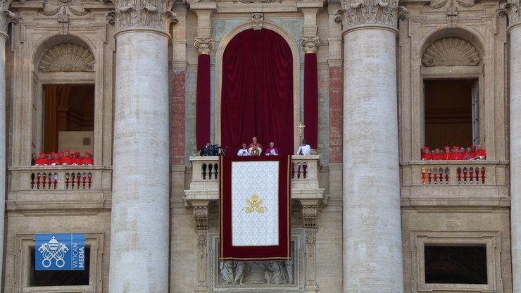Queremos uma igreja que busca a paz e a caridade, diz novo papa