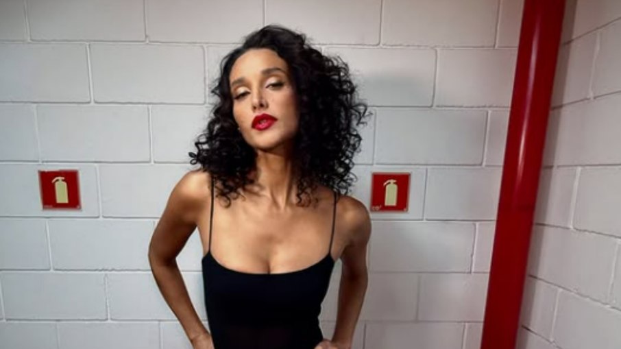 Débora Nascimento assume bissexualidade Débora Nascimento assume bissexualidade