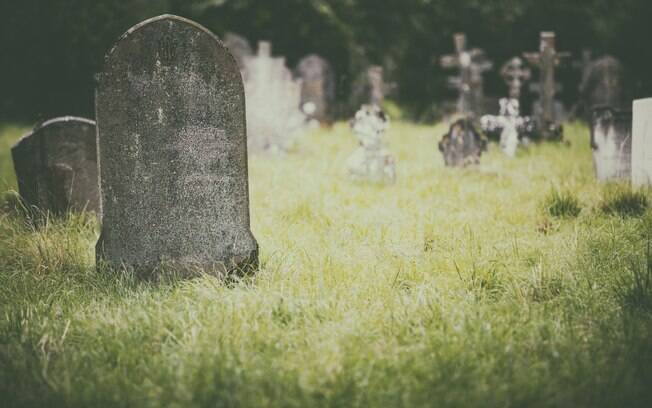 Possível aumento da demanda por conta do coronavírus motivou a preparação de cemitérios e funerárias.
