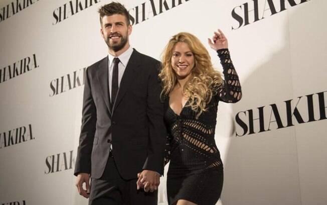 Piqué nega que Shakira tenha recusado pedido de casamento