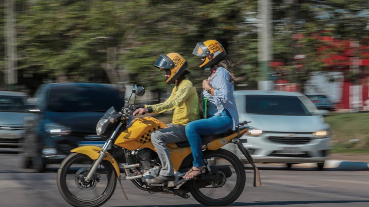 Mototaxistas seguem liberados para atuar em São Paulo Mototaxistas seguem liberados para atuar em São Paulo