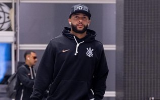 Após polêmica, Memphis Depay se reapresenta ao Corinthians