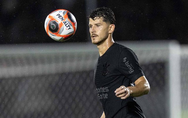 Hugo não joga pelo Corinthians desde fevereiro 
