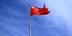 Brasil e China assinam acordo por ferrovia que ligará oceanos
