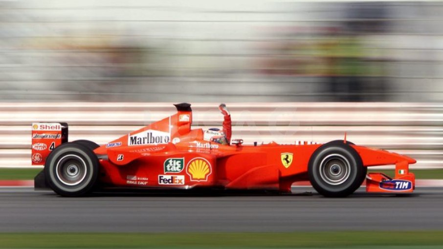 F1-2000 da Ferrari que Schumacher foi campeão vai à leilão