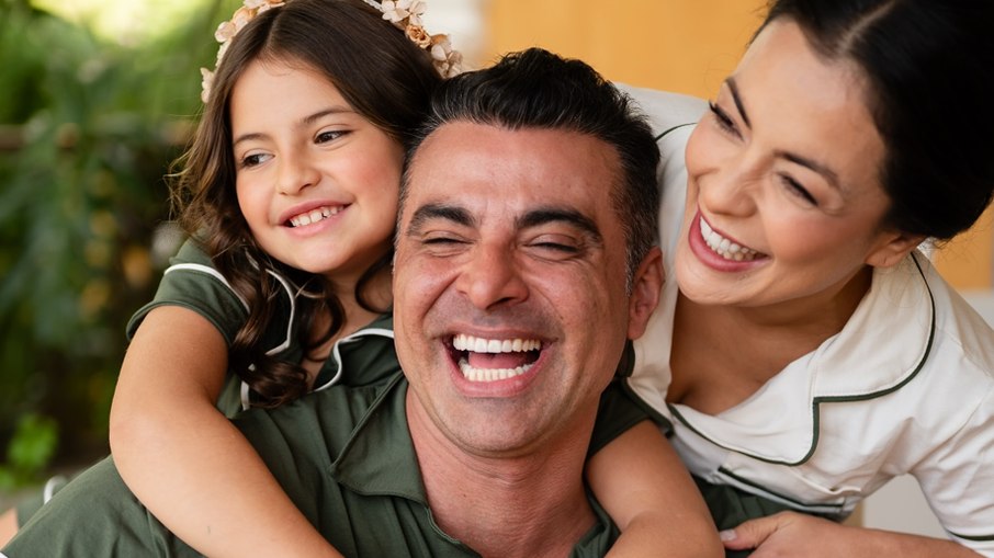 JP Mantovani, Li Martins e a filha Antonella JP Mantovani, Li Martins e a filha Antonella