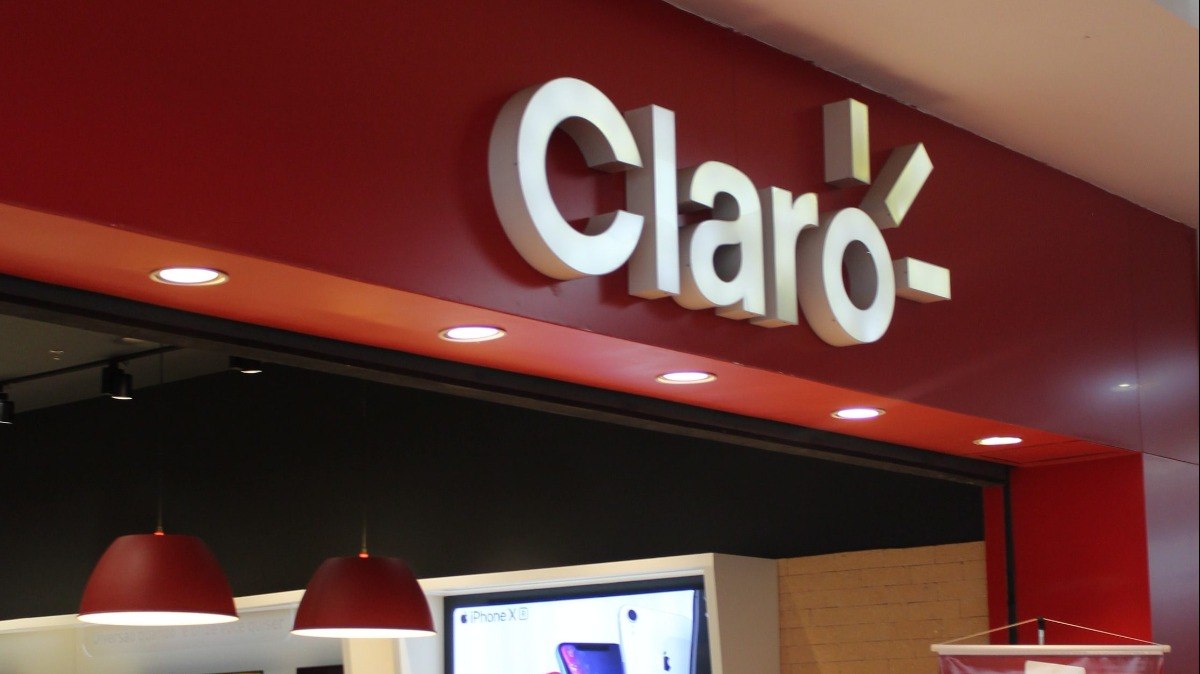 Claro é multada em R$ 6,7 milhões por cobranças indevidas Claro é multada em R$ 6,7 milhões por cobranças indevidas