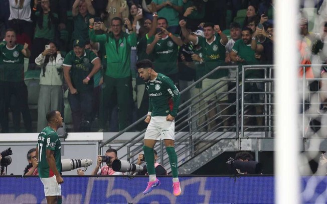 Flaco López foi o autor do gol do Palmeiras diante do Cerro Flaco López foi o autor do gol do Palmeiras diante do Cerro