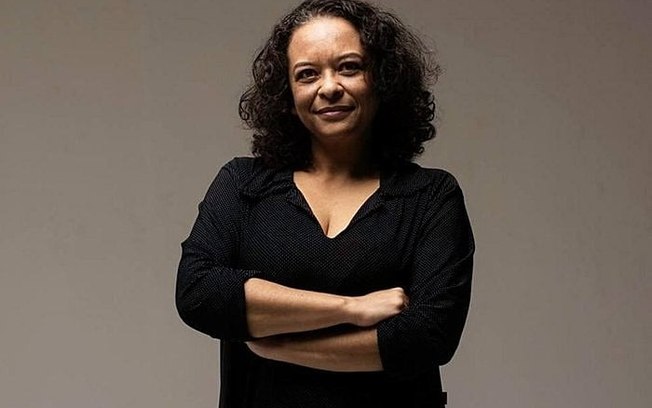 Ana Maria Gonçalves faz história como a primeira mulher negra na Academia Brasileira de Letras Ana Maria Gonçalves faz história como a primeira mulher negra na Academia Brasileira de Letras