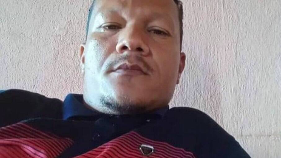 Edson Ribeiro é suspeito de ter matado duas jovens em Glória de Goitá