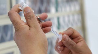 Vacinas não facilitam surgimento de novas variantes da Covid-19