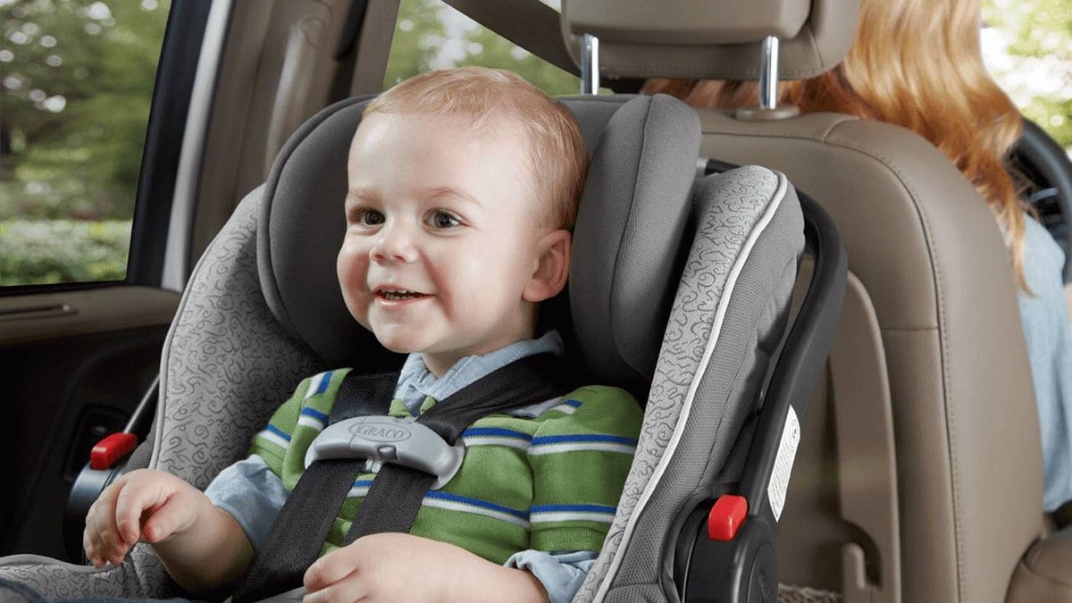 Guia completo de como deve se usar a cadeirinha para crianças no carro