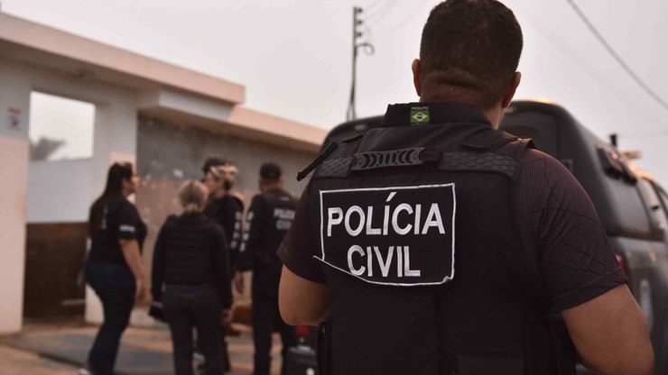 Corpo de menina arrastada por cabeça d'água é encontrado