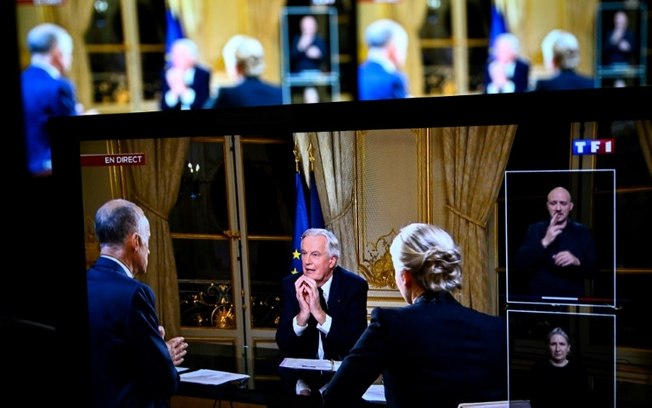 O primeiro-ministro francês, Michel Barnier, durante uma entrevista à TV, em Paris, em 3 de dezembro de 2024