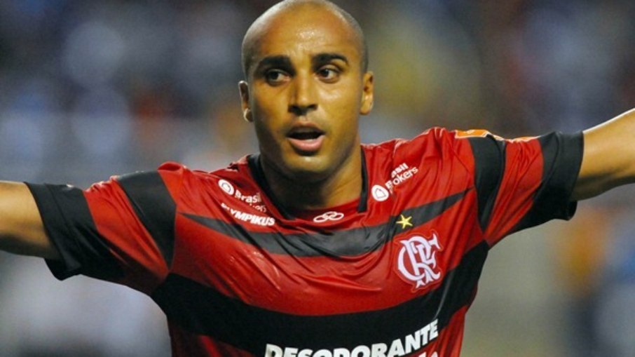 Deivid atuou pelo Flamengo entre 2010 e 2012