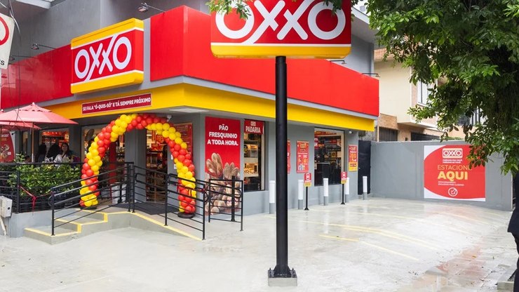 Oxxo terá de pagar R$ 2 milhões após expor empregados a assaltos