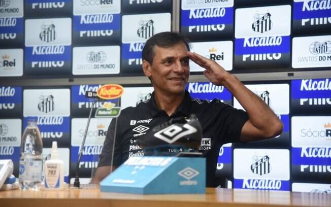 Santos acerta últimos detalhes para anunciar Rodrigo Fernández