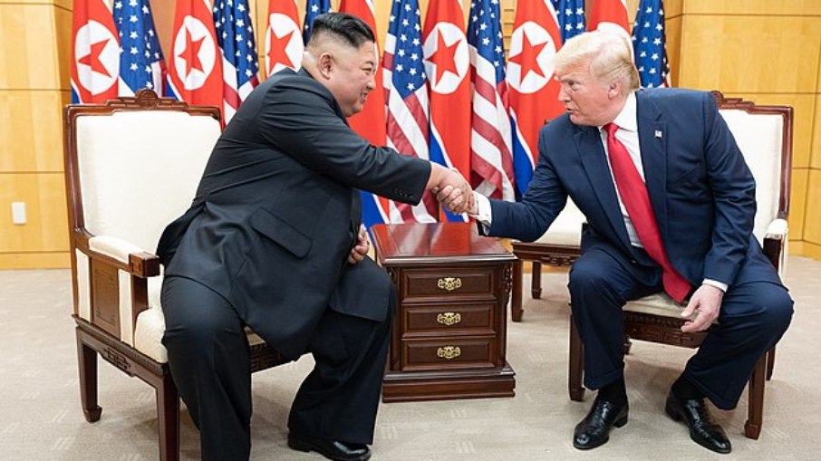 Kim Jong-un e Donald Trump. Kim Jong-un e Donald Trump.