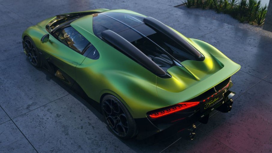Traseira do hipercarro Bugatti Brouillard