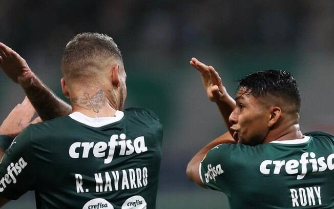 Das críticas no Palmeiras às glórias: assim como Rony, Navarro pode ter Libertadores como 'trampolim'