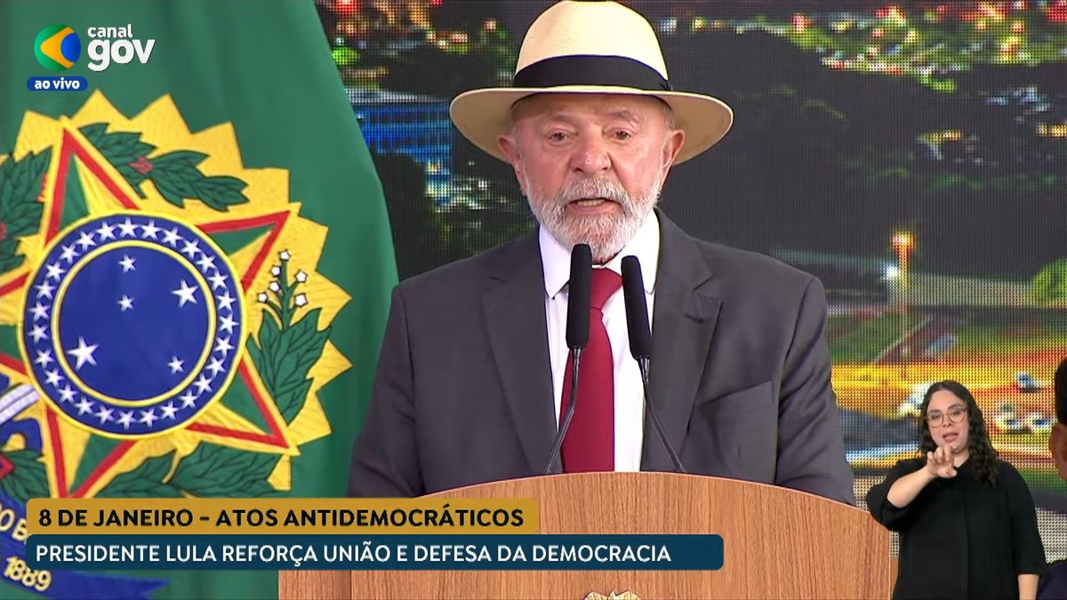 Presidente Lula discursou sobre os dois anos do ato antidemocrático no Planalto