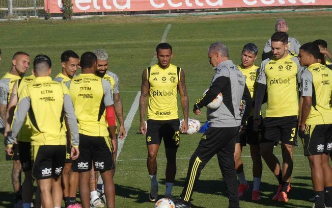 Tite comanda treino em Coquimbo antes de jogo do Flamengo pela Libertadores
