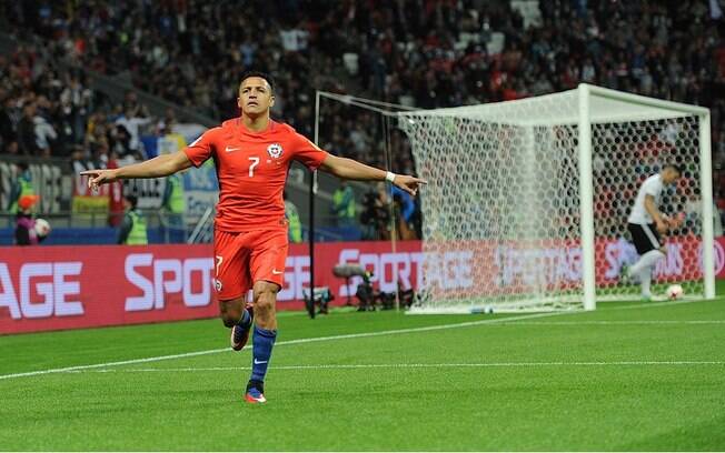 Alexis Sanchez entrou para história do Chile, mas o time levou empate da Alemanha