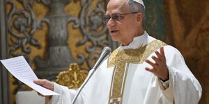 Leão XIV: o que o novo papa pensa sobre a população LGBT?