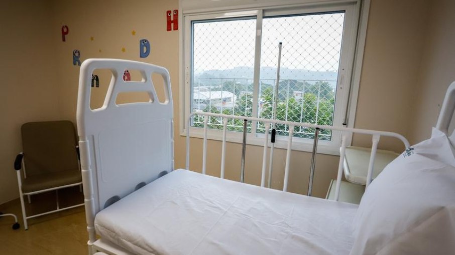 Falta de leitos infantis agrava a crise em Porto Alegre Falta de leitos infantis agrava a crise em Porto Alegre