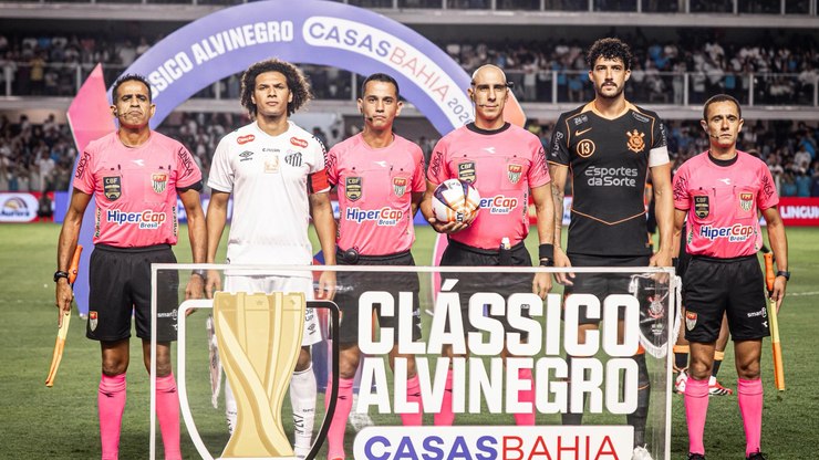 Apito polêmico em Santos x Corinthians: Federação pune árbitro