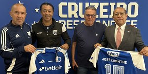 Sensação da copa, treinador de Cabo Verde fez estágio no Brasil