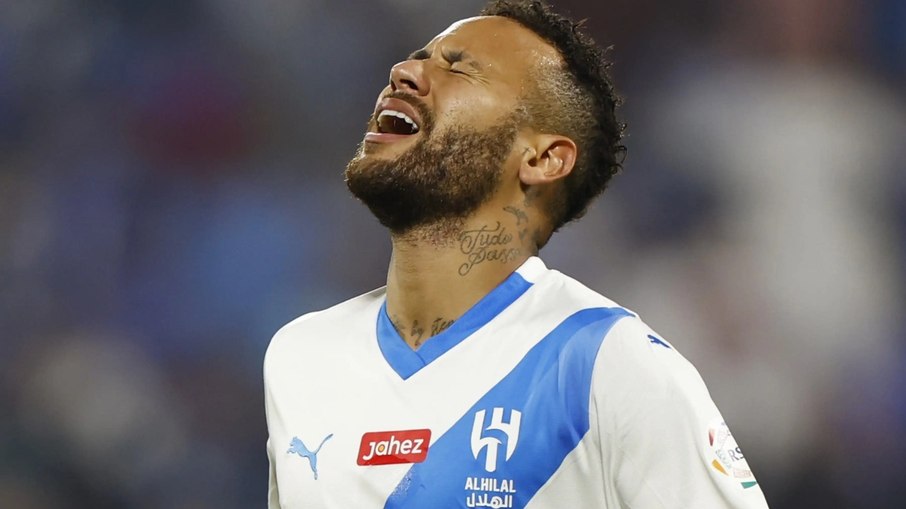 Neymar desfalca o Al-Hilal desde a lesão sofrida durante Brasil x Uruguai, no ano passado