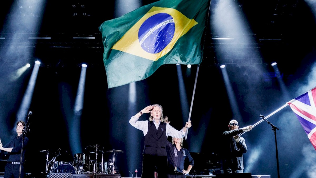 Paul McCartney emociona e enaltece público em SP : 'Vocês sabem como festejar a vida'