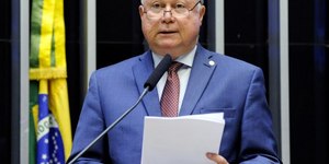 Fim da escala 6x1: CCJ da Câmara confirma Paulo Azi como relator