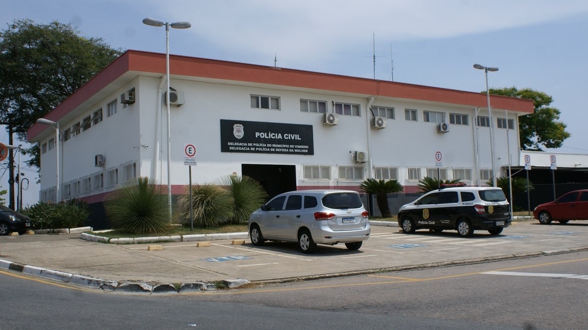 Agressor foi detido após agredir fisicamente a própria mãe Agressor foi detido após agredir fisicamente a própria mãe