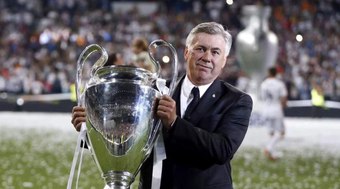 Ancelotti%20pensou%20em%20morar%20no%20Leblon%20mas%20ouviu%20dicas%20sobre%20a%20Barra%2C%20diz%20tv