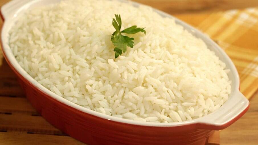 Faça receitas fáceis com sobras de arroz