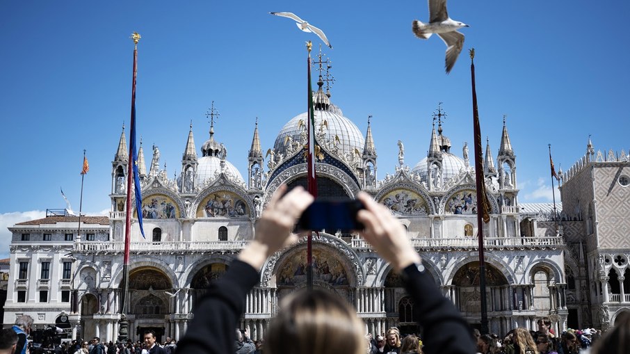 Veneza passa a cobrar taxa para turistas que vão à cidade para apenas um dia de visita