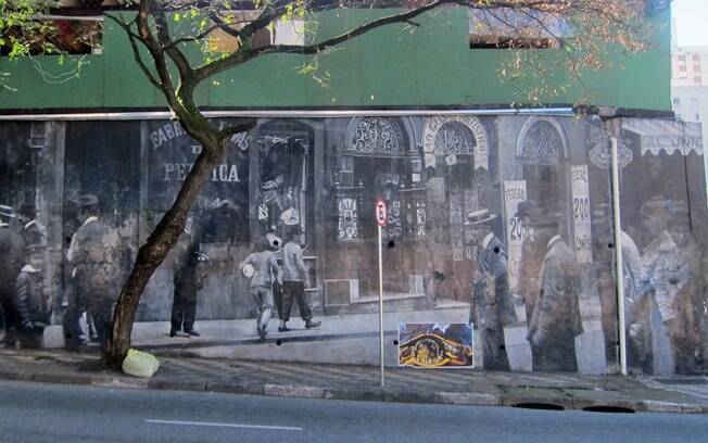 Lateral da Igreja do Calvário, em Pinheiros, abriga obra do Studio Kobra, que retrata a São Paulo dos anos 20. Foto: Flickr/Wallyg