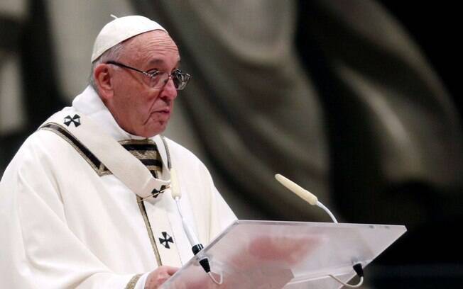 Papa Francisco demonstrou sua preocupação com a situação vivida no planeta por conta do fogo