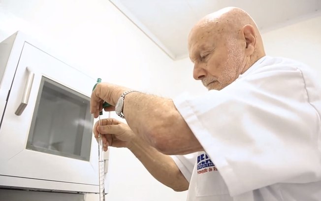 CMR: nova marca homenageia um dos mais longevos veterinários