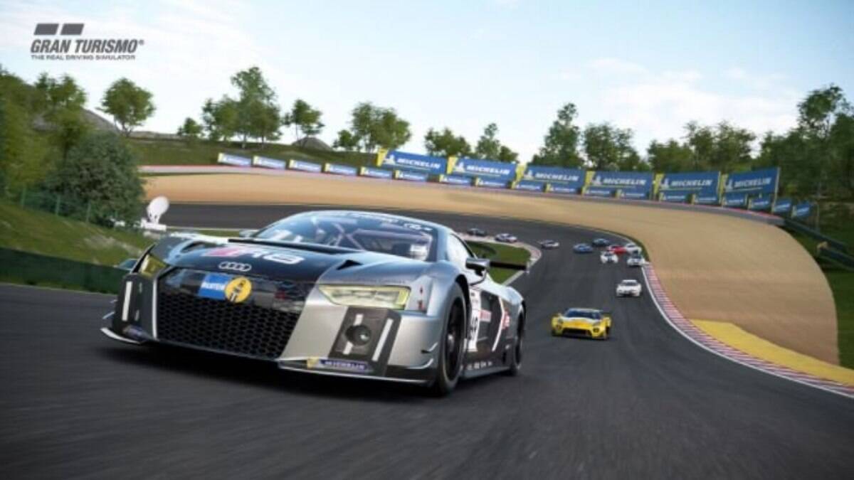 Gran Turismo 7  Atualização grátis traz novos carros e uma pista -  Canaltech