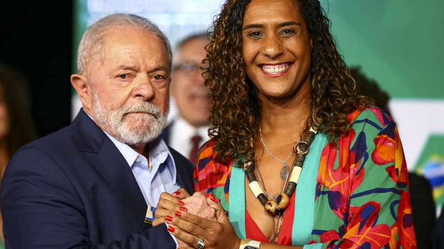 Luiz Inácio Lula da Silva e a ministra da Igualdade Racial, Anielle Franco