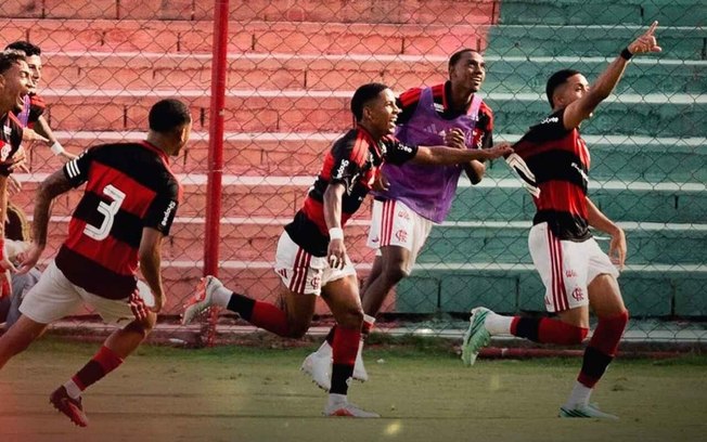 Flamengo e Criciúma iniciam duelo de oitavas de final da Copa do Brasil Sub-20