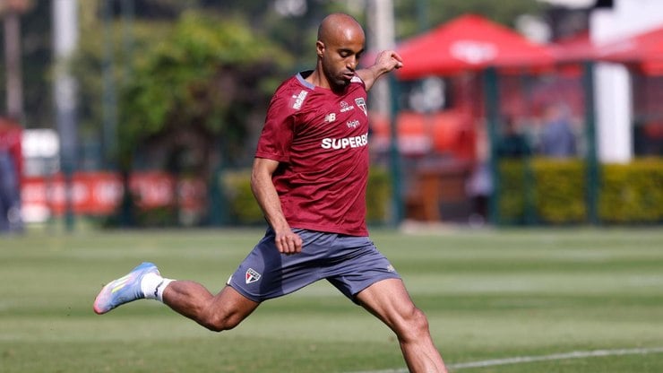 Drama%20de%20Lucas%20Moura%3A%20atacante%20perde%20mais%20um%20jogo