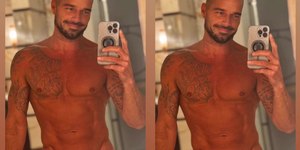 Cantor Ricky Martin mostra abdômen trincado em clique nu
