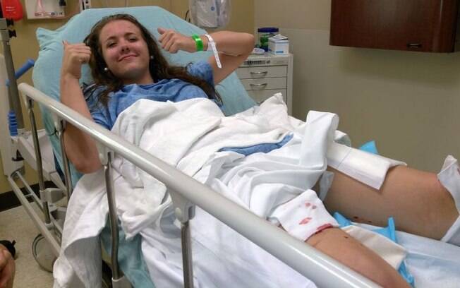 Caitlyn Taylor, jogadora de softbol, foi atacada por um tubarão na Flórida